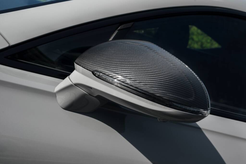 Bentley Continental GT e Flying Spur ganham estilo ainda mais agressivo