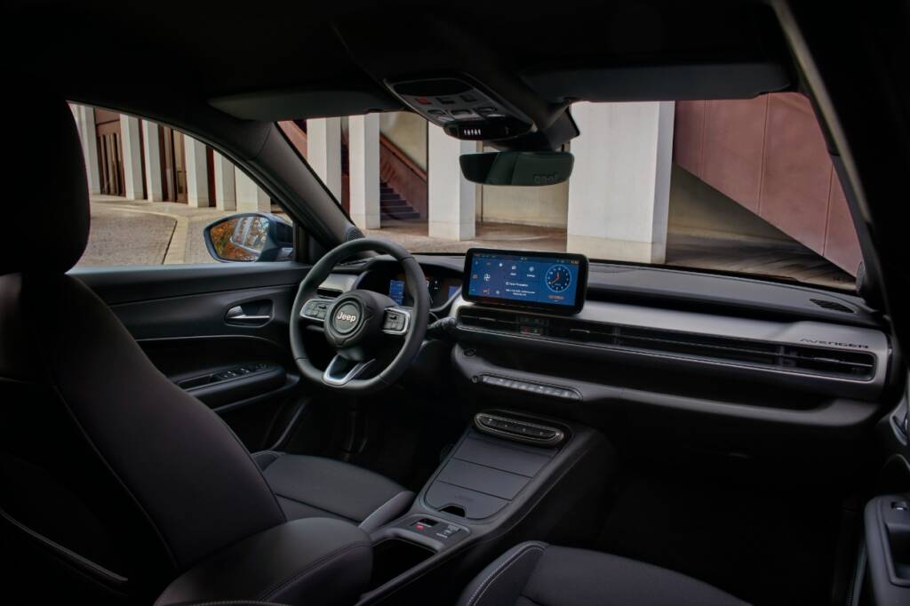 Jeep Avenger Black Edition