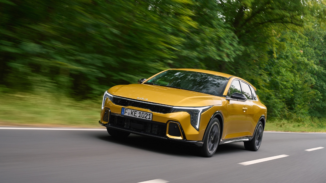 Kia K4