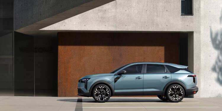 Dacia Striker
