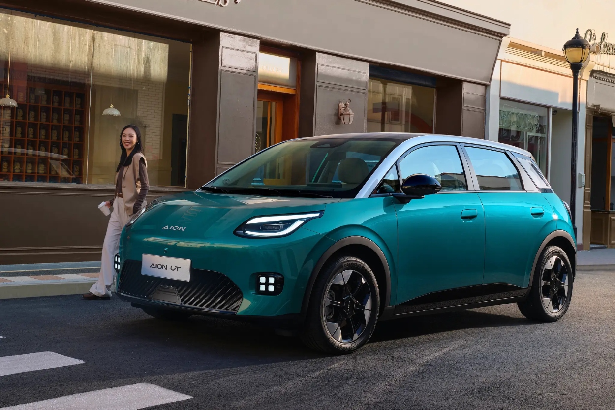 GAC Aion UT