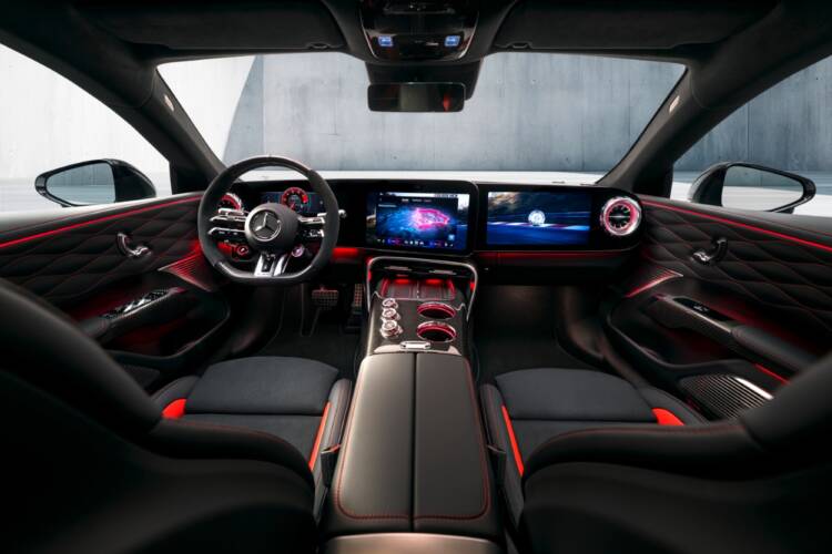 Interior do novo Mercedes AMG GT Coupé