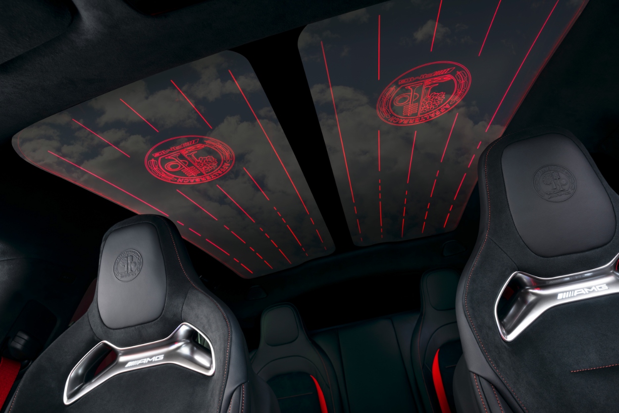 Interior do novo Mercedes AMG GT Coupé