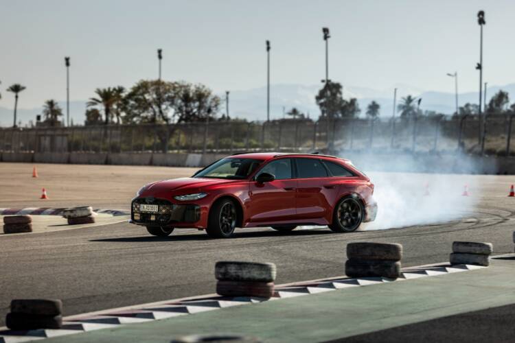 Novo Audi RS 5 testes Marrocos