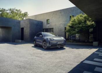 Porsche Cayenne S Electric