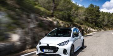 Mazda 2 Hybrid renovado