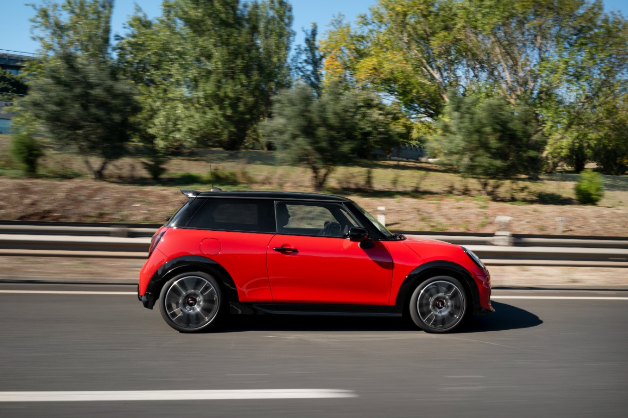 Teste MINI John Cooper Works