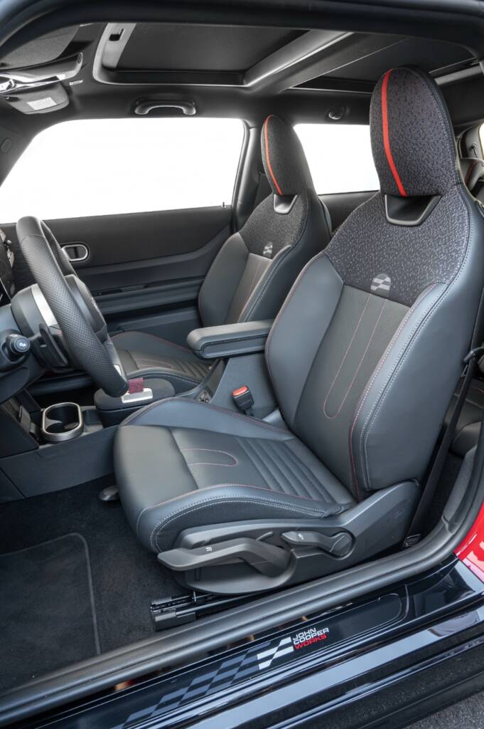 Teste MINI John Cooper Works