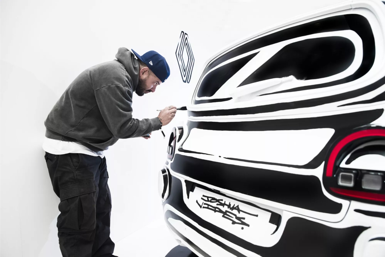 Joshua Vides Renault Twingo peça de arte