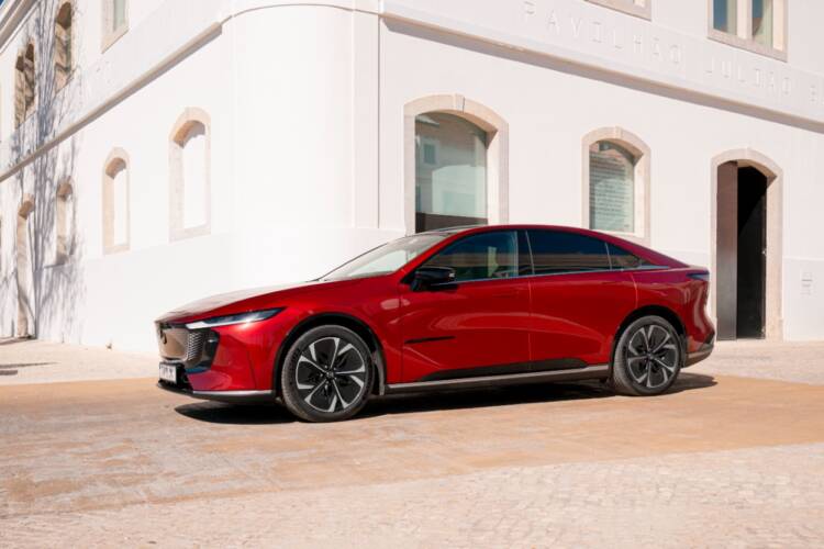 Mazda 6e