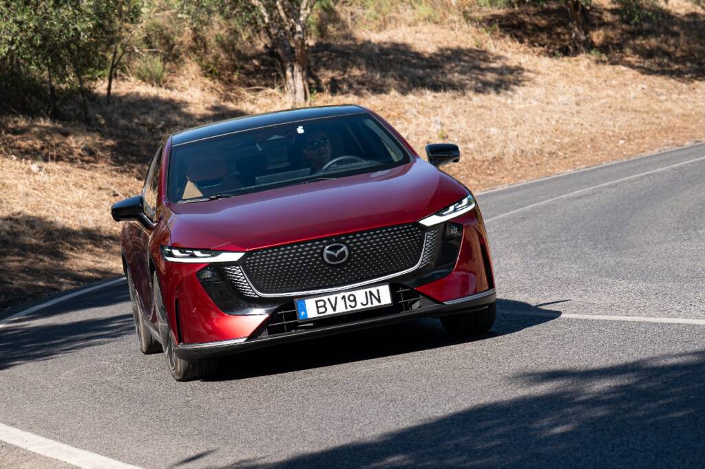 Mazda 6e