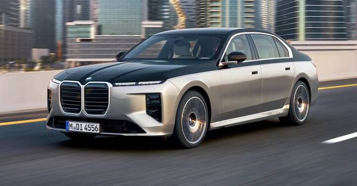 Novo BMW Série 7 estreia com tecnologia Neue Klasse