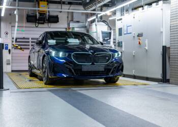 BMW elétrico 2 milhões