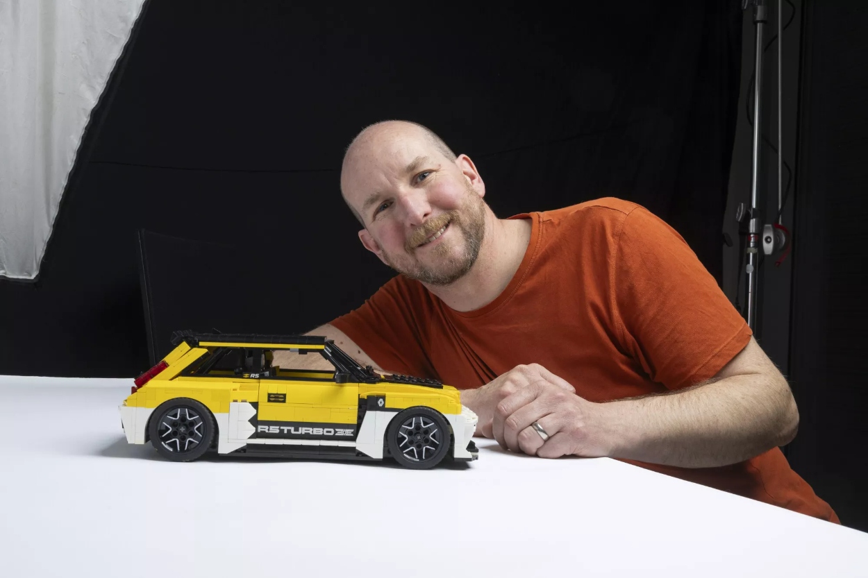 Renault 5 Turbo 3E em Lego