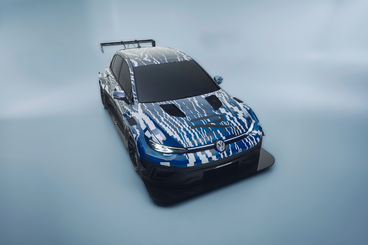 VW Golf R 24H show car