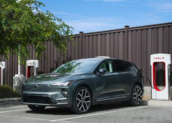 Volvo expande acesso a Rede de supercarregadores da Tesla