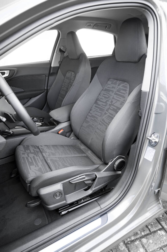 ensaio AUDI A5 Limousine E-Hybrid Quattro Business