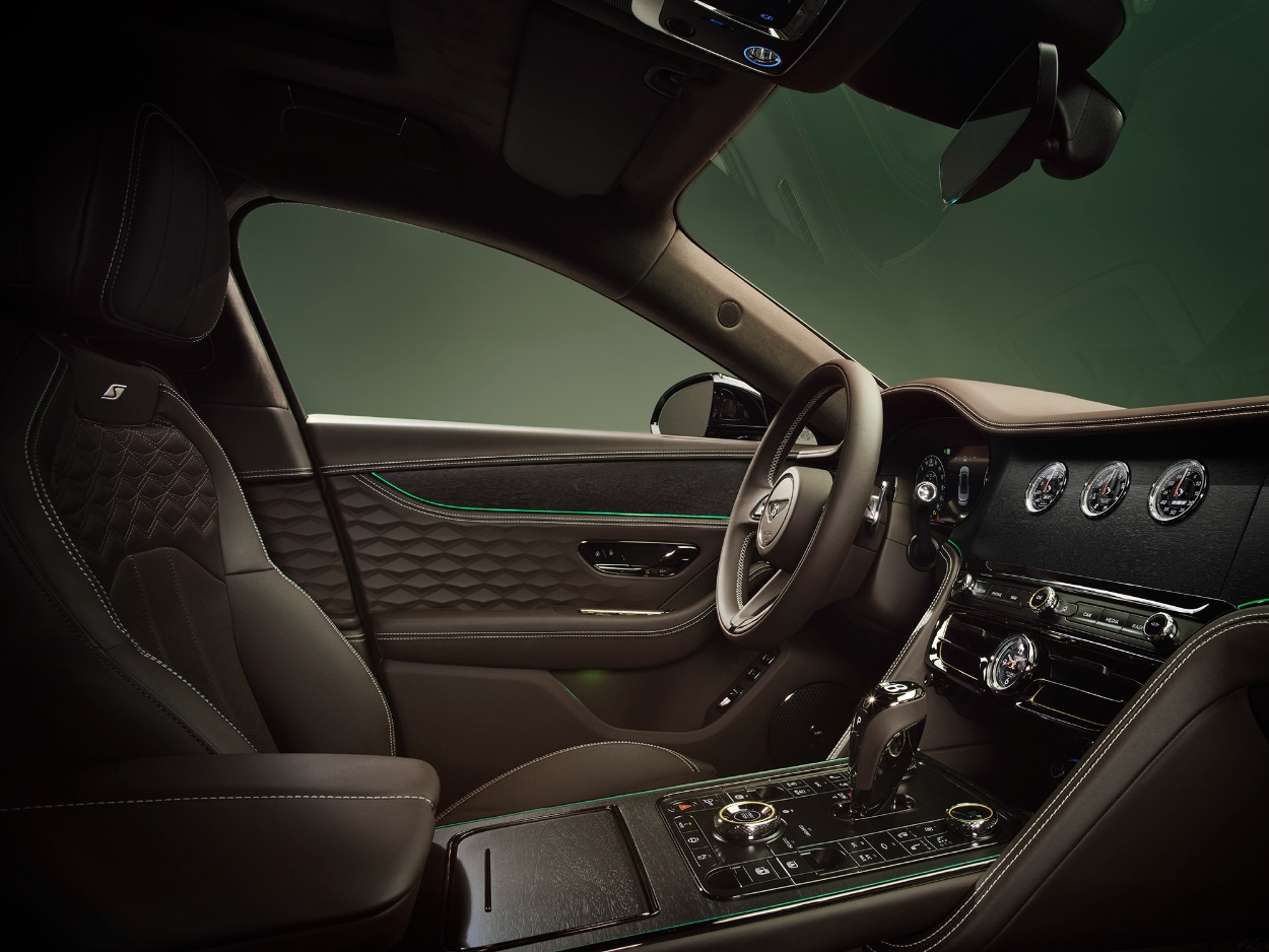 Novo Bentley Flying Spur