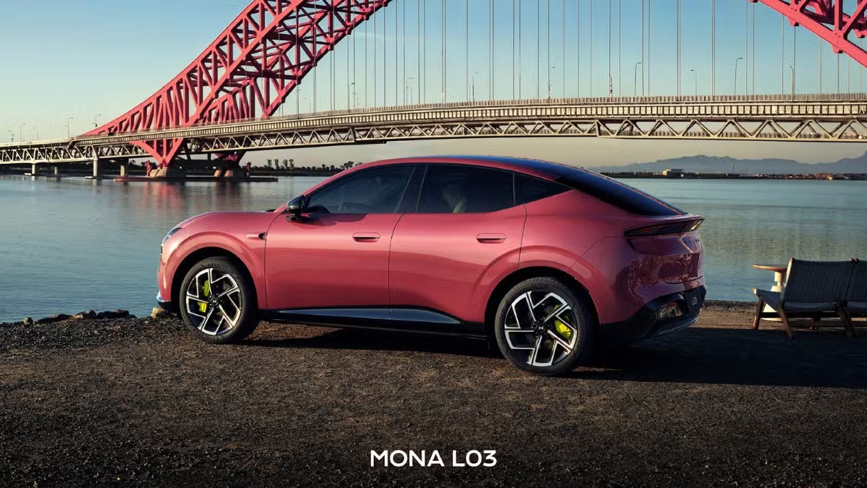 XPeng Mona L03