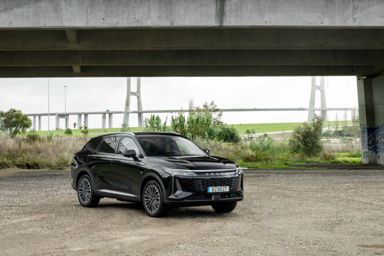 OMODA 9 PHEV AWD