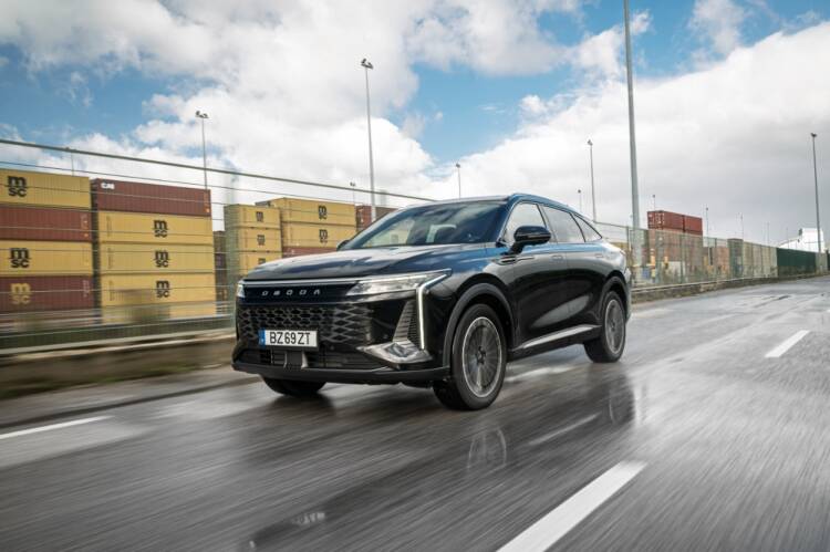 OMODA 9 PHEV AWD