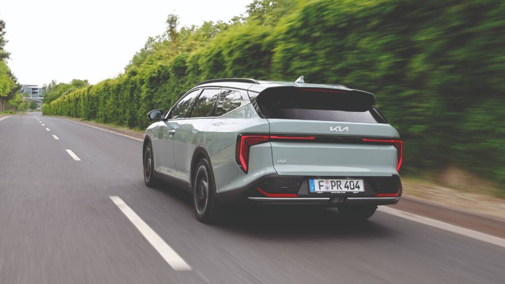 Kia K4 Sportswagon