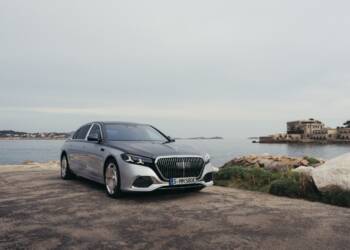Renovado Mercedes-Maybach Classe S