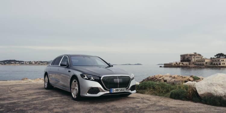 Renovado Mercedes-Maybach Classe S