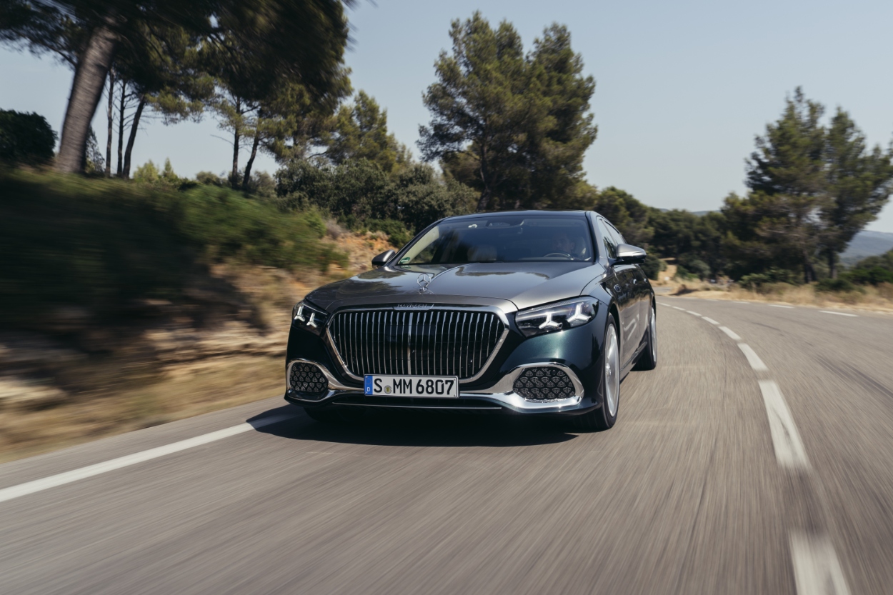 Renovado Mercedes-Maybach Classe S