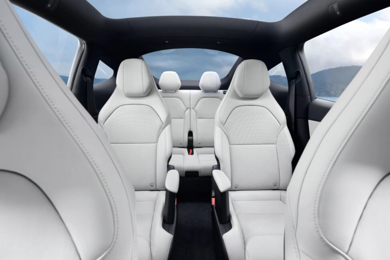 Tesla Model Y de seis lugares