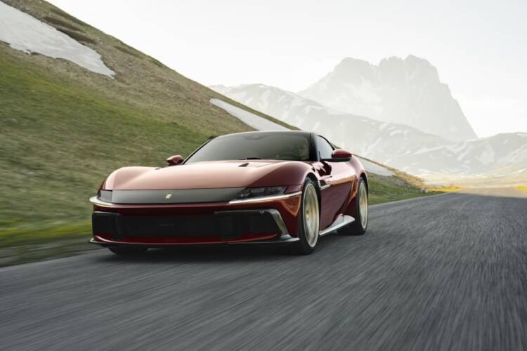 Ferrari 12Cilindri Manuale
