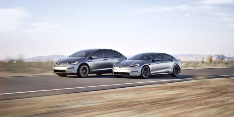Tesla oferece design e software dos seus modelos mais icónicos