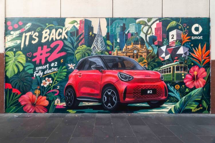 Smart #2 surge nos murais e promete revelar mais em breve