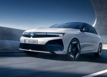 Opel Astra GSE Line