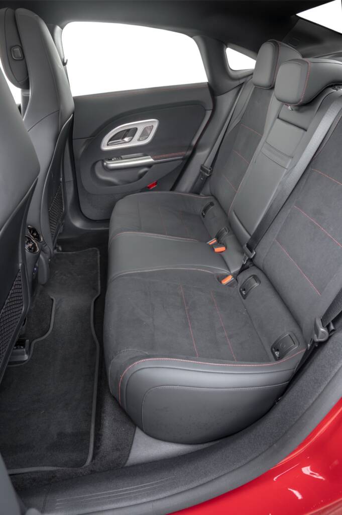 Ensaio Mercedes-Benz CLA 250+