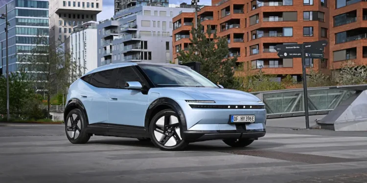 Novo IONIQ 3 quer ser o primeiro elétrico de massas