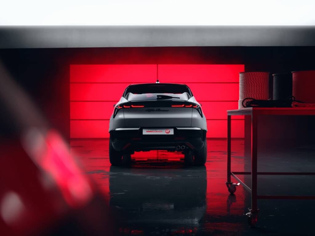 Alfa Romeo Luna Rossa edição especial
