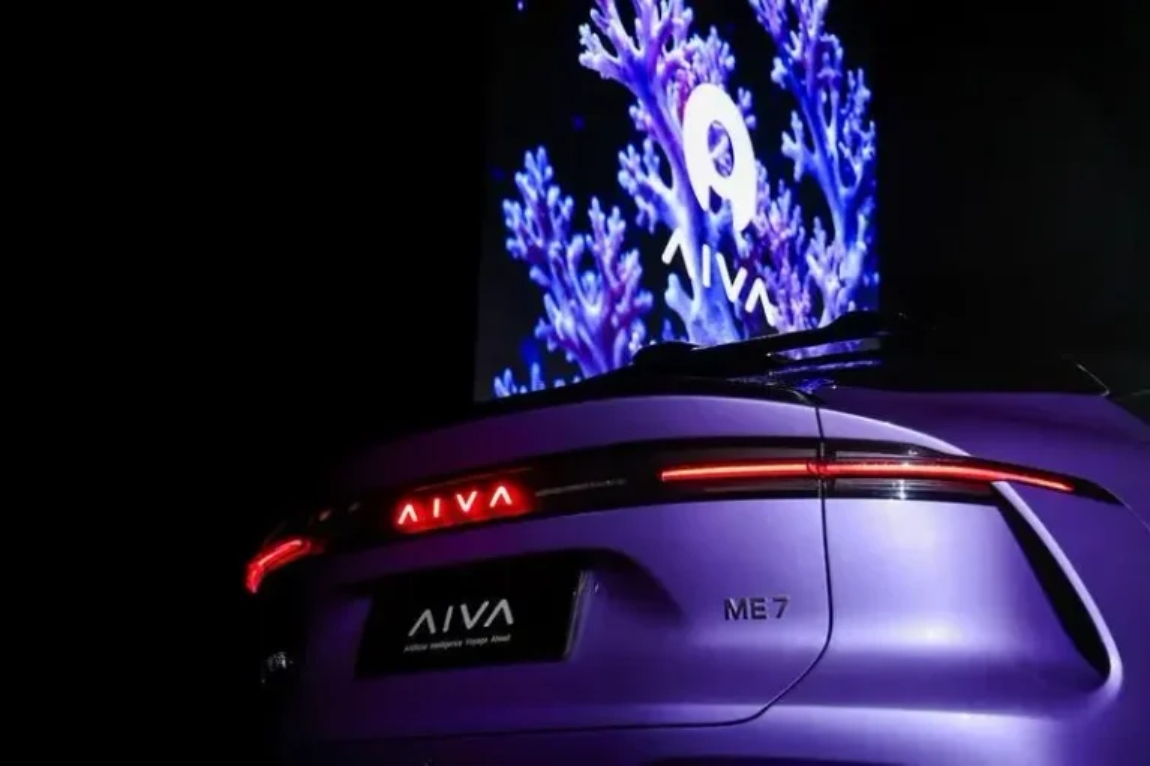 Novo SUV compacto da Aiva, ME7 apresentado em Paris