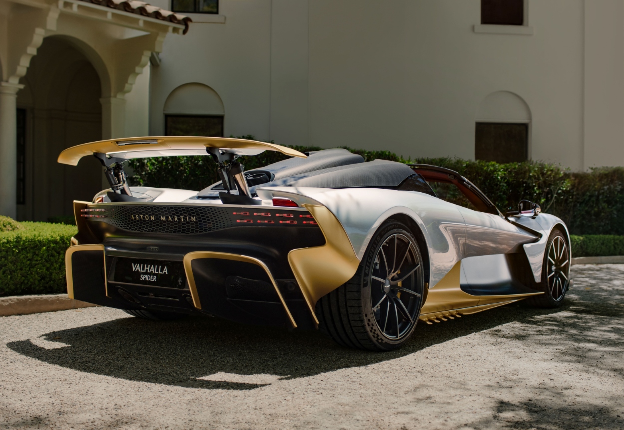 Valhalla Spider é o mais rápido descapotável da Aston Martin