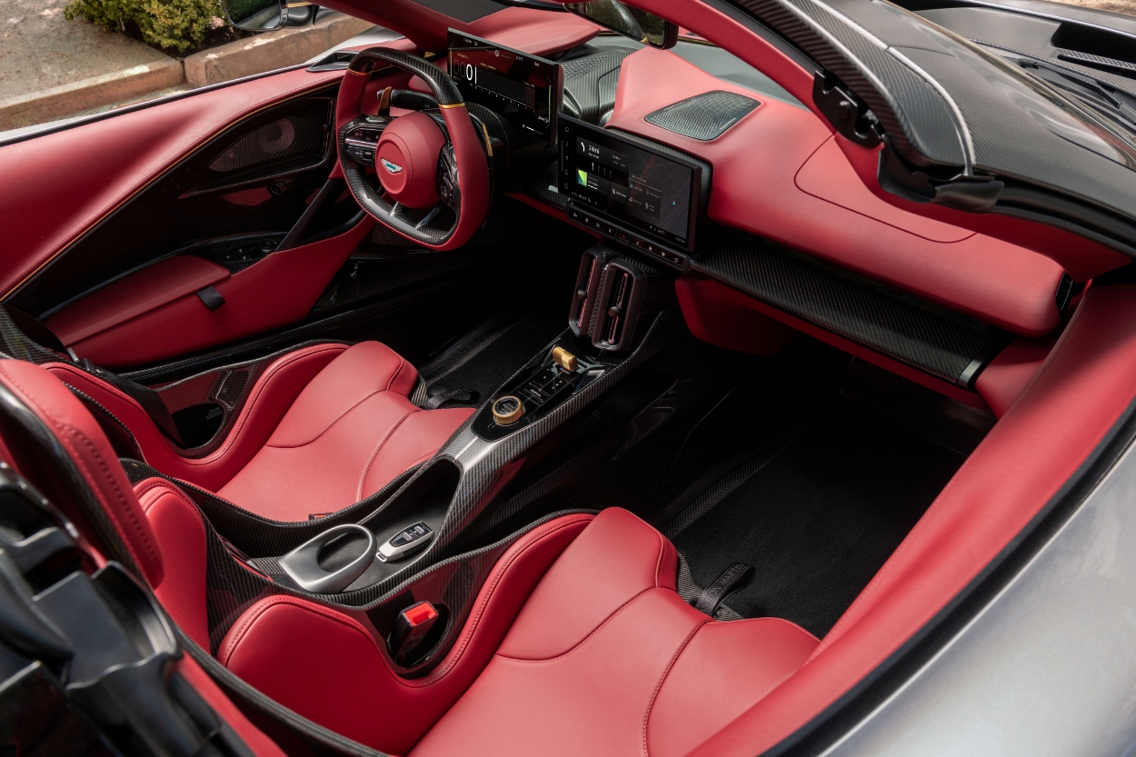 Valhalla Spider é o mais rápido descapotável da Aston Martin