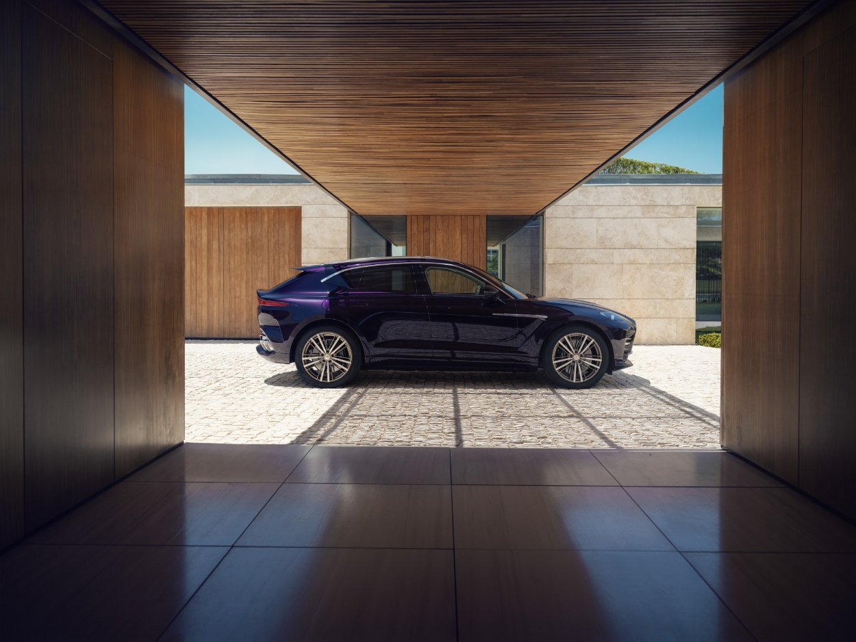 Novo Aston Martin DBX GT ainda mais premium