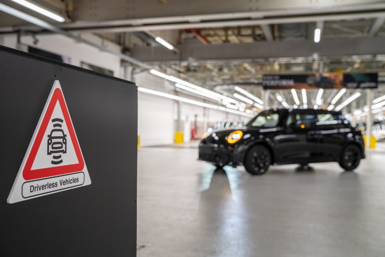 BMW ultrapassa 1 milhão de carros a circular sem condutor