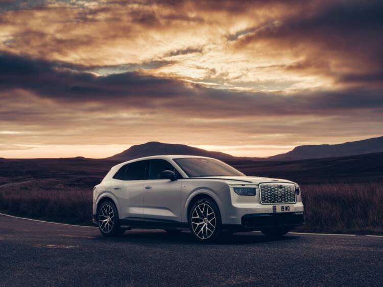 Bentley lança primeiras edição especial do Torcal