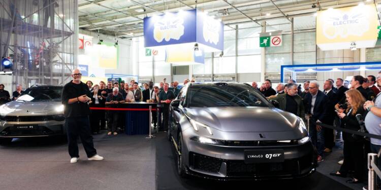 Lynk & Co apresenta a carrinha 07 GT no Salão de Paris