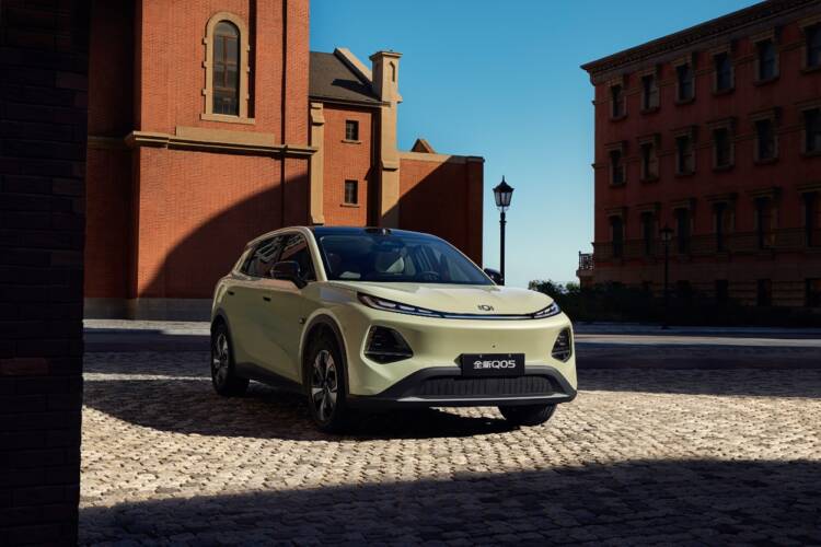 Nevo Q5 novo SUV da Changan para a Europa