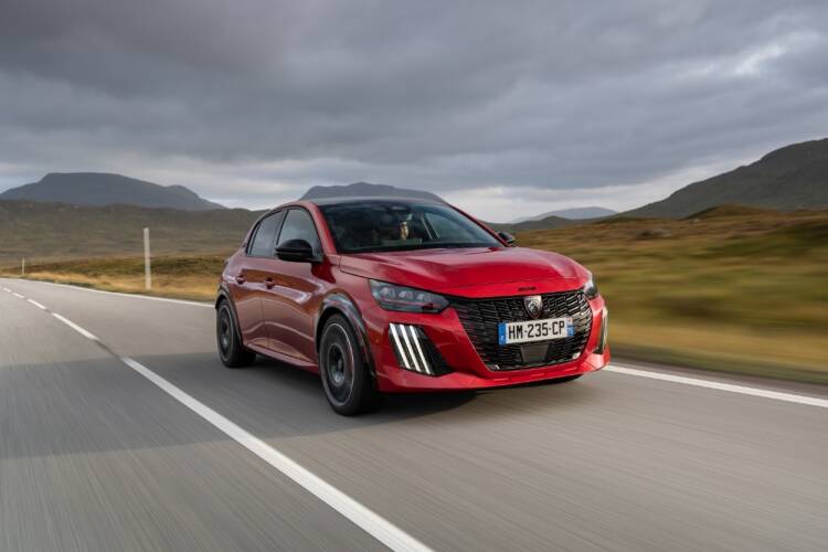 Peugeot E-208 GTI elétrico