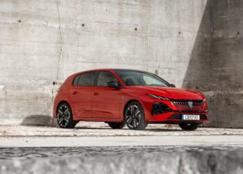 TESTE – Peugeot 308 Hybrid 145 CV