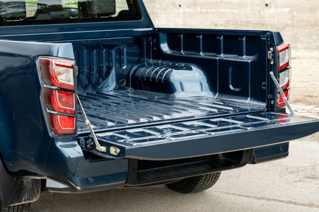 Ensaio Isuzu D-MAX Cabina Dupla 4x4 LSE EV Revista Nº 155