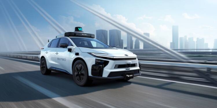 Toyota junta-se à Waymo na corrida global aos robotáxis
