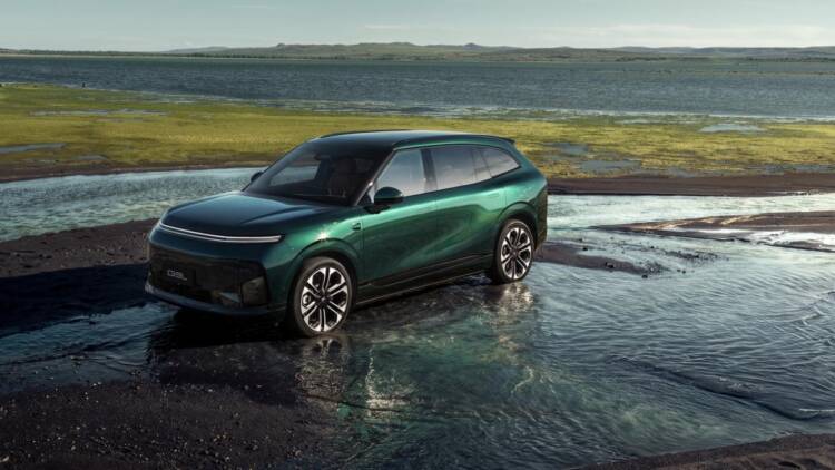 Novo SUV da XPENG G9L com sete lugares